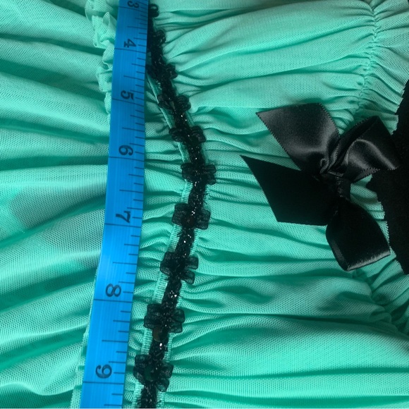 Frederick’s of Hollywood top - Picture 8 of 14